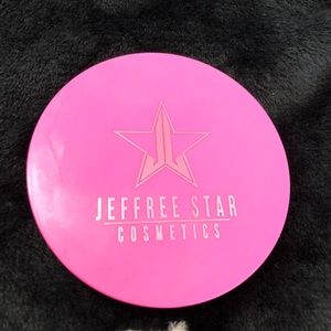 Jeffree star pressed highlighter * mint condition